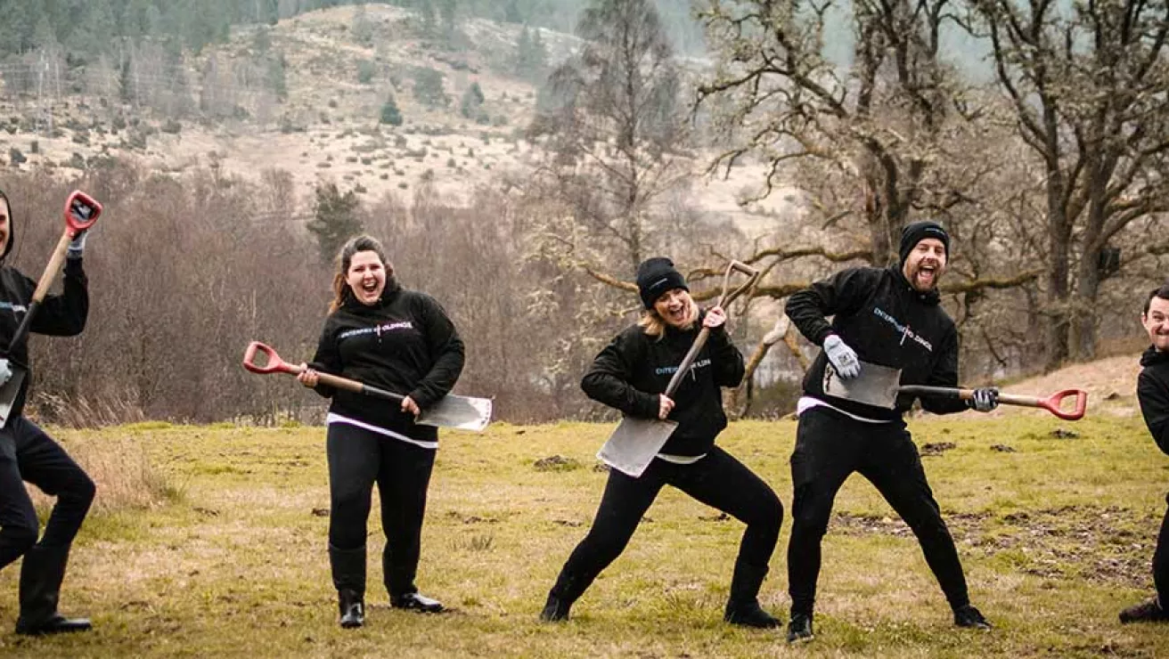 Tree planters with air guitars